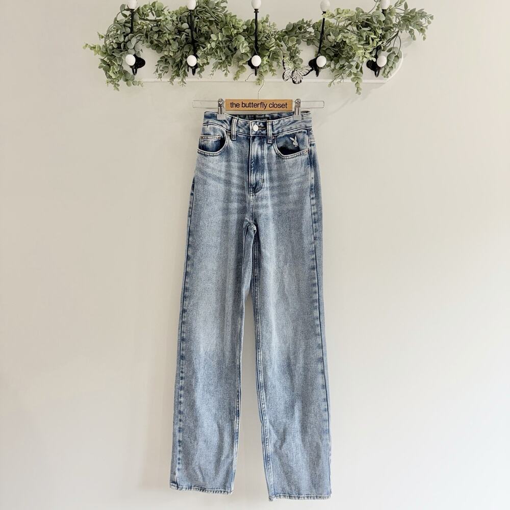 Pacsun Playboy Light Blue Back Slash 90’s Boyfriend Jeans Size 23 ii 5751